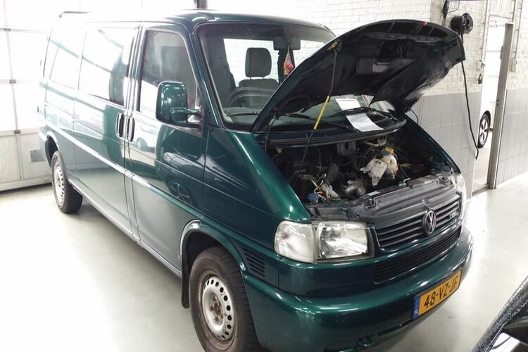 Auto kapot? Verkoop voor export en ontvang direct een mooi bedrag