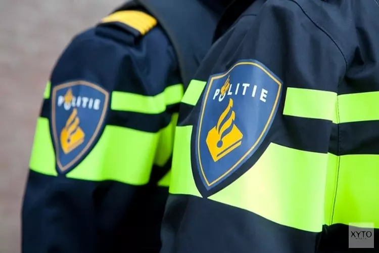 Man (60) aangehouden voor stelen van bloemen van Helderse begraafplaats