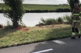 Auto te water bij ongeval Julianadorp
