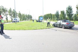 Auto te water bij ongeval Julianadorp