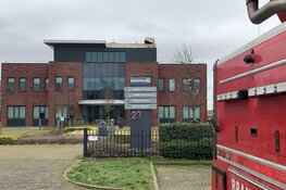 Stormschade aan dak bedrijfsverzamelgebouw Den Helder