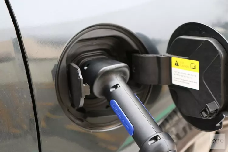 Elektrische laadpaal in uw buurt? Vraag deze gratis aan