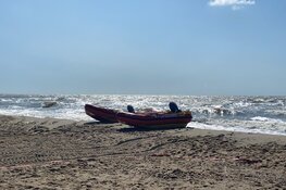Man die kinderen uit zee wilde redden, aangespoeld op strand