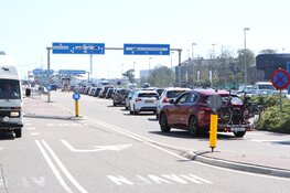 Verkeershinder Den Helder door drukte bij de TESO-boot naar Texel