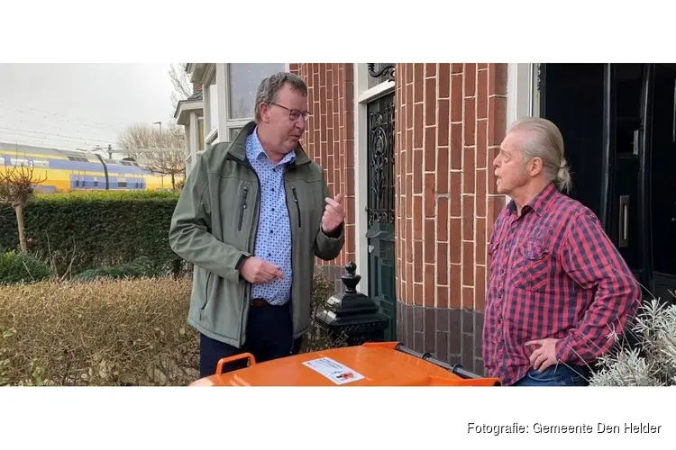 Oranje afvalbak voor Stad Binnen de Linie