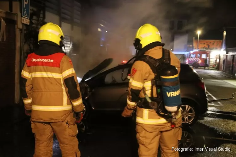Getuigen gezocht van autobrand
