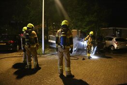 Opnieuw auto&#39;s door brand verwoest in Den Helder