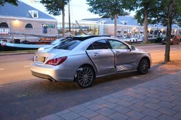 Aanrijding in Den Helder: twee auto&#39;s total-loss