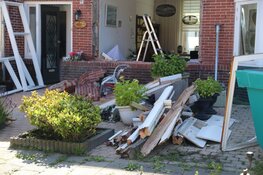 Voorkant woning deels ingestort