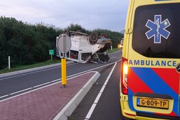 Frontale aanrijding N9 bij Sint Maartensvlotbrug zorgt voor ravage