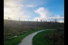 Team Sportservice geeft wandeltraining tegen overgewicht