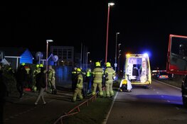 Auto rijdt tegen stacaravan in Julianadorp