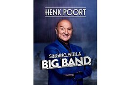 Henk Poort singing with a Big Band op 6 februari in de Kampanje