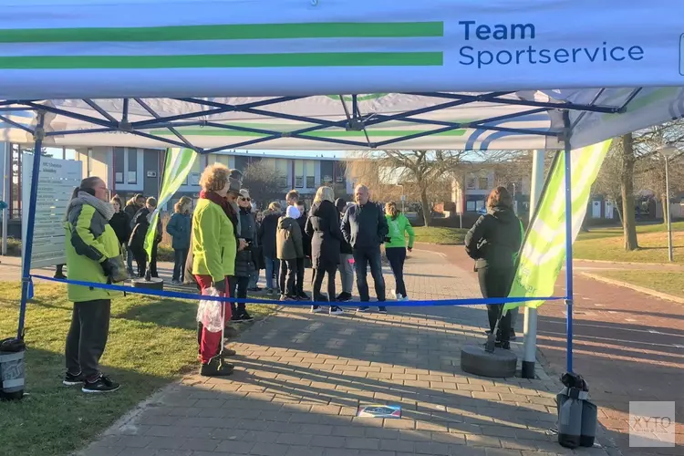 Ommetje-tegels slingeren nu ook door Julianadorp