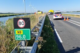 N9 langdurig afgesloten na ongeval bij Sint Maartensvlotbrug