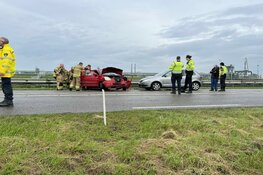 Beknelling bij ongeluk in Den Helder, twee gewonden