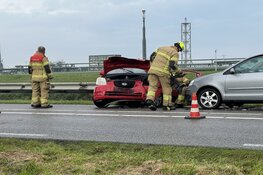 Beknelling bij ongeluk in Den Helder, twee gewonden
