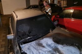 Opnieuw autobrand in Den Helder, ditmaal in 2e Vroonstraat