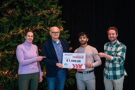 Mooie veilingopbrengst TEDxDenHelder voor Stichting Taalweek