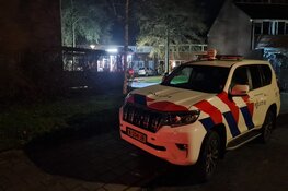 Auto brandt uit in Julianadorp, woning ook beschadigd