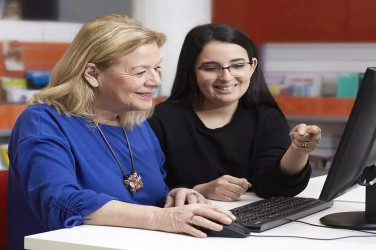 Basisvaardigheden oefenen bij het KopGroep Oefenplein in School 7