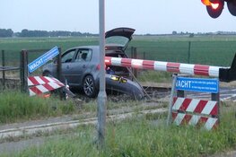 Auto op spoor na eenzijdig ongeval