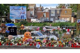 Honderden mensen bij stille tocht voor omgekomen slachtoffer schietpartij