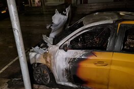 Opnieuw autobrand in Den Helder, politie gaat uit van brandstichting