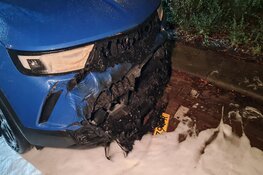 Wederom autobrand in Den Helder, twee voertuigen beschadigd in Krugerstraat