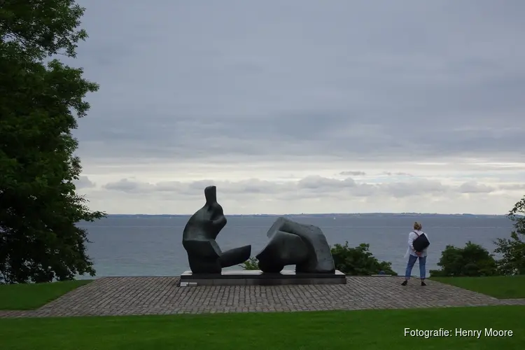 Kunstlezing beeldhouwer Henry Moore in School 7
