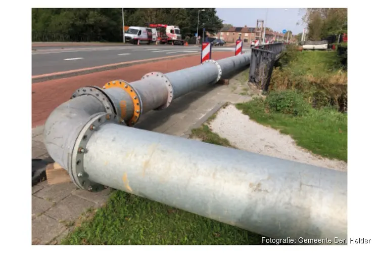 Rioolbuizen boven de grond vanwege werkzaamheden