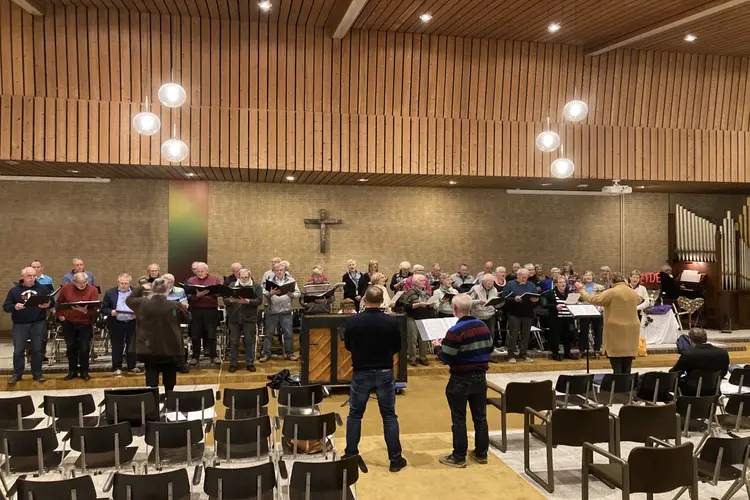 Kerstzangdienst op Dinsdag 12 december in de Vredeskerk