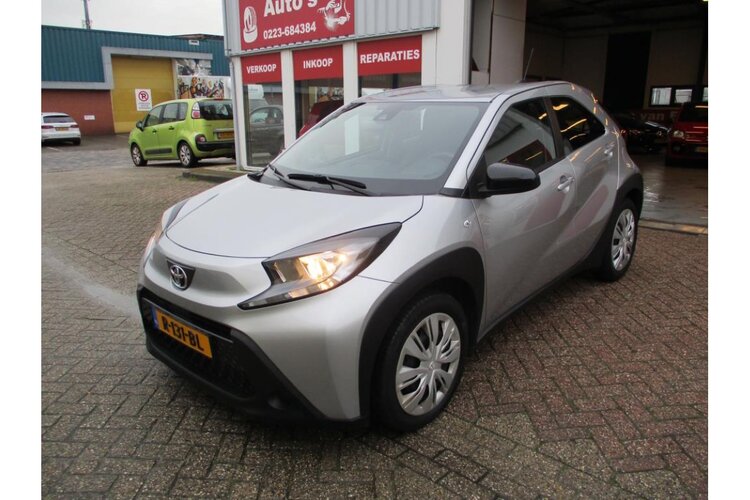 John van Es, in- en verkoop gebruikte auto's