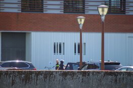 Man aangehouden in AZC Den Helder na grote politieactie