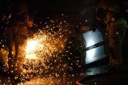 Auto in brand aan David Panstraat in Den Helder