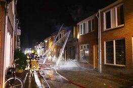 Woning verwoest bij grote brand in Den Helder