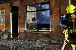 Woning verwoest bij grote brand in Den Helder