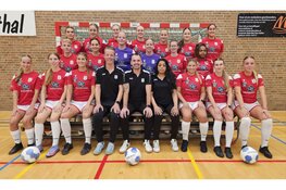 Vrouwen Zeemacht sluiten reguliere competitie af met nederlaag en vierde plaats