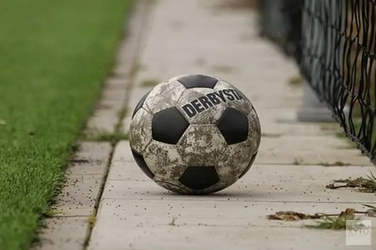 FC Den Helder duidelijk te sterk voor Kleine Sluis