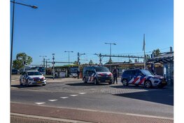 Grote politiemacht bij station na achtervolging