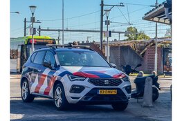 Grote politiemacht bij station na achtervolging