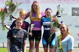 Roxean de Kroon schittert in Tour de Lasalle: eindwinst in U17 én U19