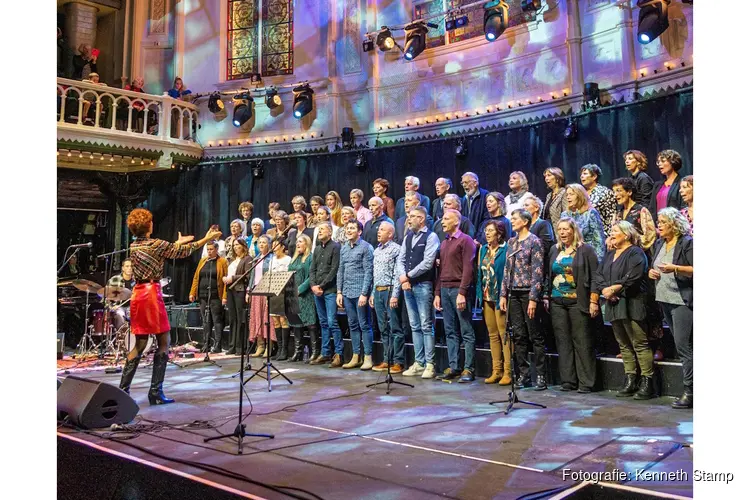 KoorBisNis viert 10-jarig jubileum met magisch concert in Theater de Kampanje