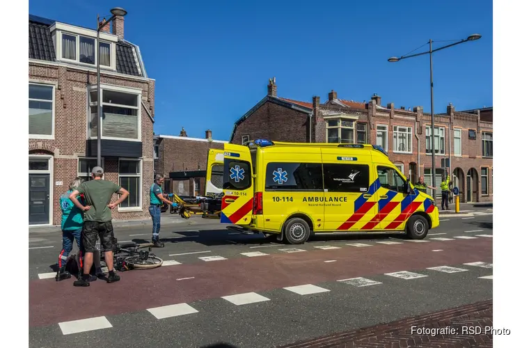 Fietsster gewond bij aanrijding op kruising Polderweg en Bernhardplein in Den Helder