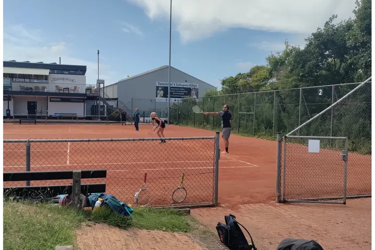 Doe je mee met het T.C. Topspin Den Helder open tennistoernooi?