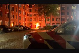 Auto door brand verwoest aan Kanaalweg