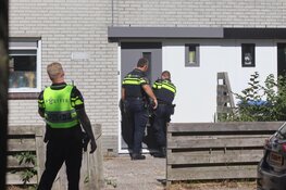 Persoon gestoken op klaarlichte dag in Julianadorp, één verdachte aangehouden