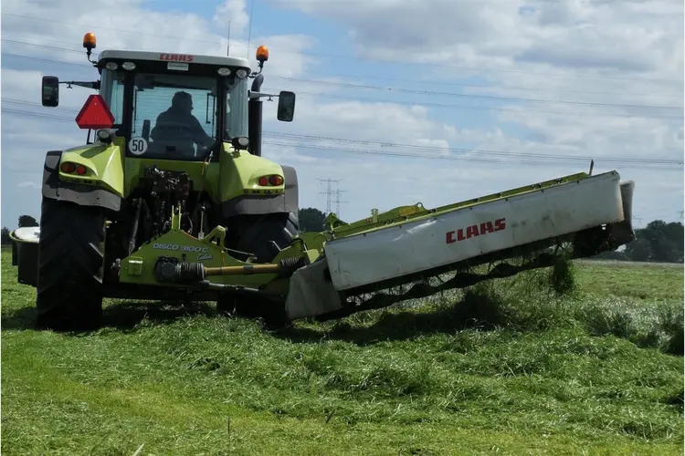 Onderhoud sloten en vijvers en maaien waterkanten