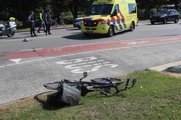 Fietser naar ziekenhuis na aanrijding met auto in Den Helder