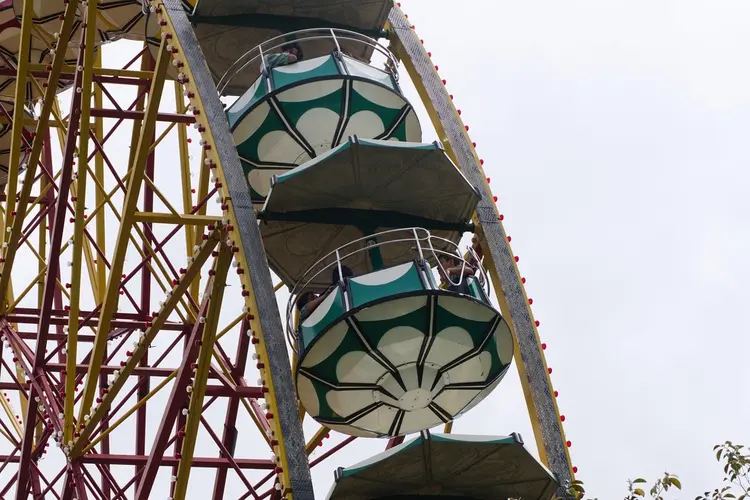 Adrenaline in de Regio: Van Kermis tot Kansspelen in Den Helder